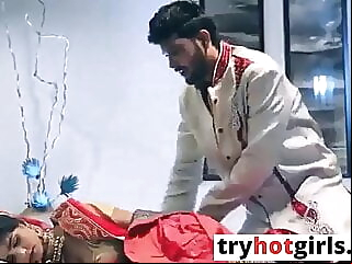 Husband Se Pareshan Wife Ne Ex Bf Ke Sath Suhagarta Mnayi anal blowjob hardcore video