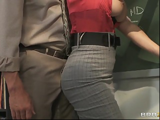 Sexy lady Tanya Tate helps the teacher get comfortable in the school big tits blowjob blonde video